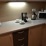 V Starej Lesnej S Balkonom *