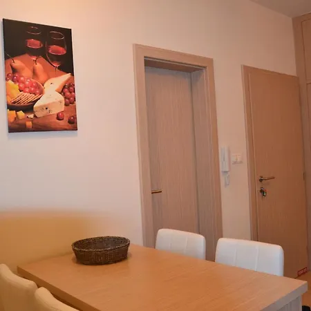 V Starej Lesnej S Balkónom Stará Lesná