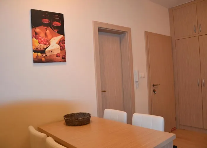 V Starej Lesnej S Balkonom Stará Lesná