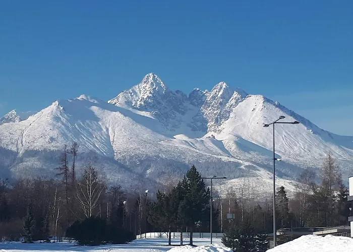 公寓 V Starej Lesnej S Balkonom